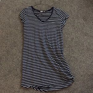 Gap t-shirt dress with pocket